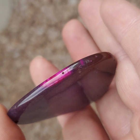 New Purple Fire Dragon Veins Agate Triangle Pendant. - Picture 9 of 15